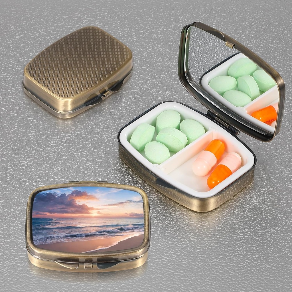 dynippy-pill-case-pill-box-with-mirror-r-3.jpg